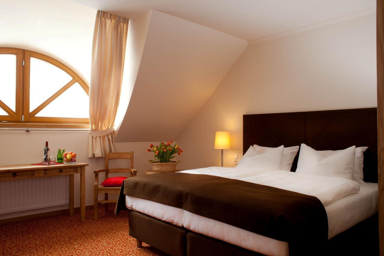 Hotel Zamek Bobolice Niegowa Extérieur photo