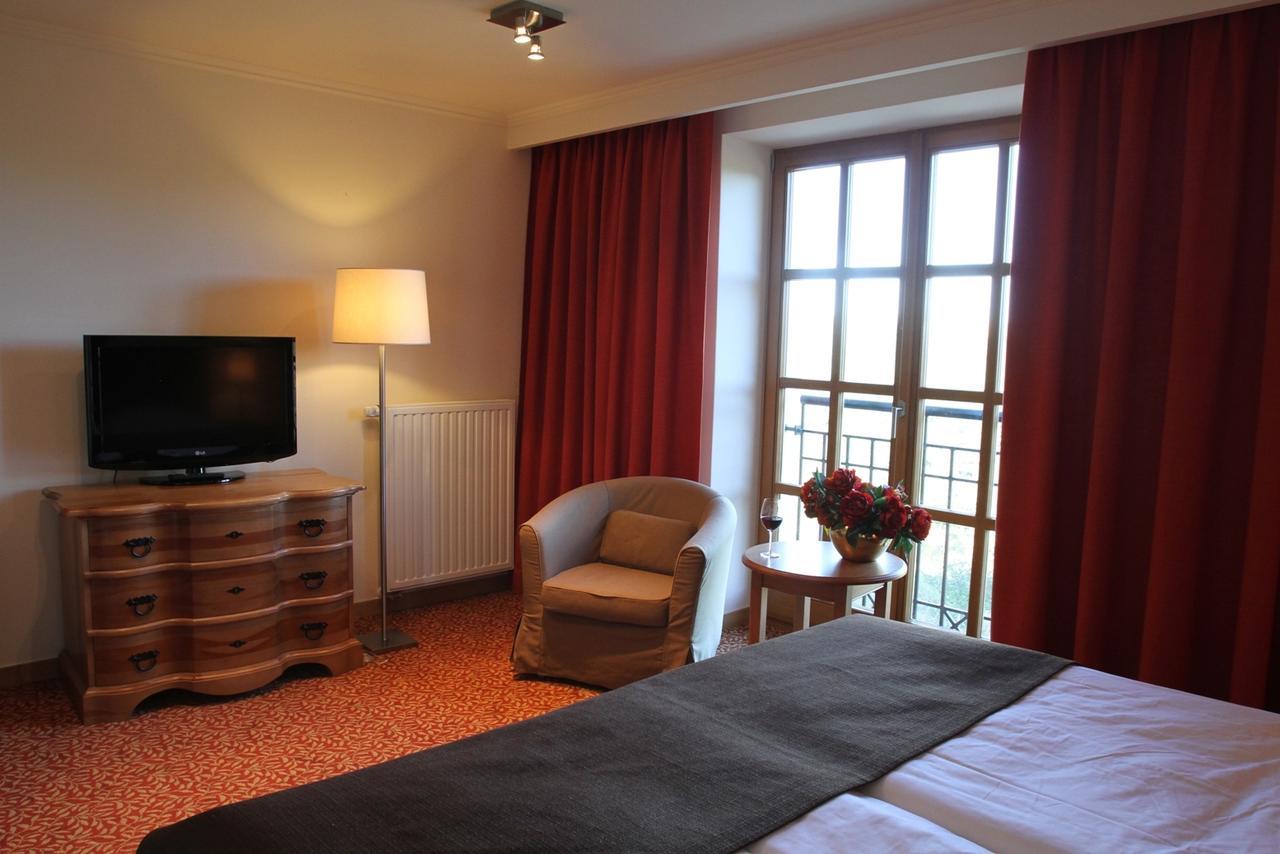 Hotel Zamek Bobolice Niegowa Chambre photo