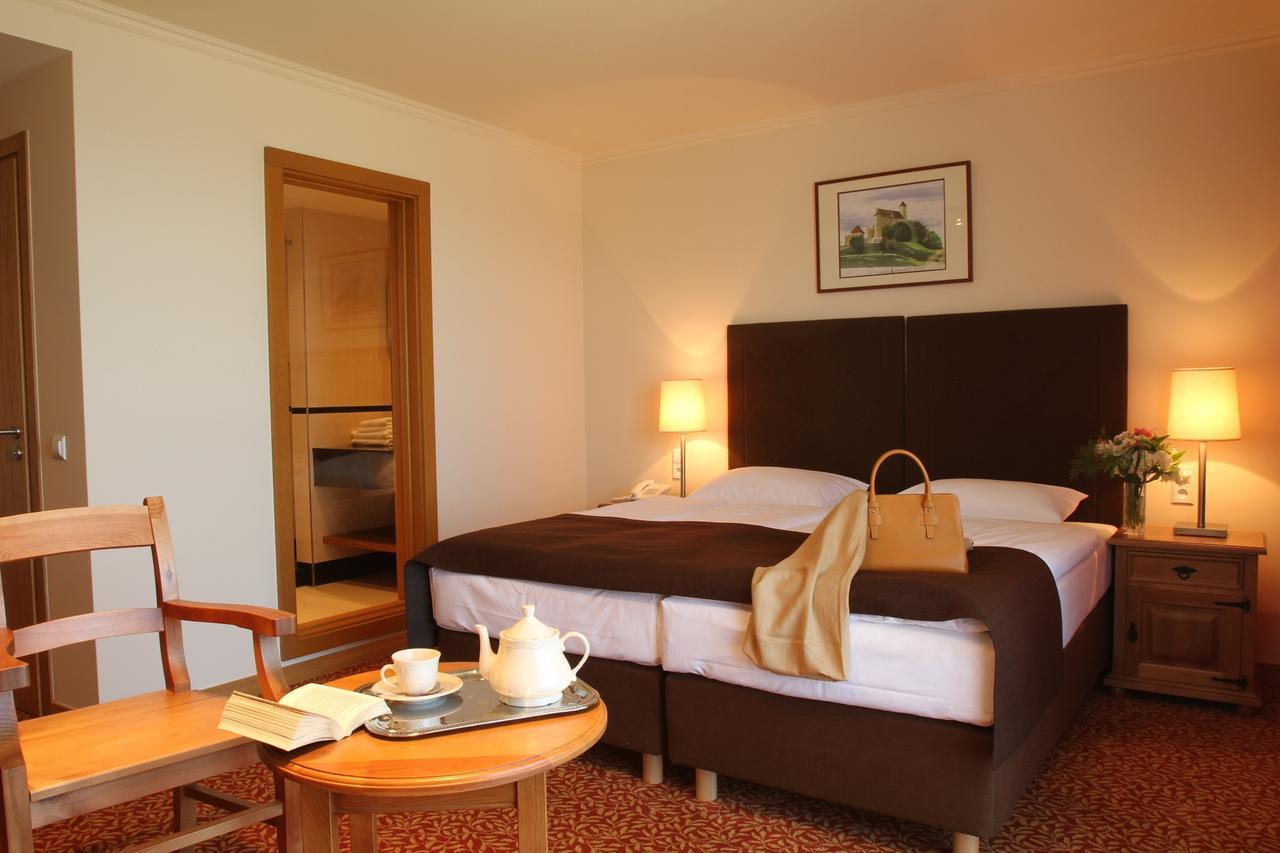 Hotel Zamek Bobolice Niegowa Chambre photo